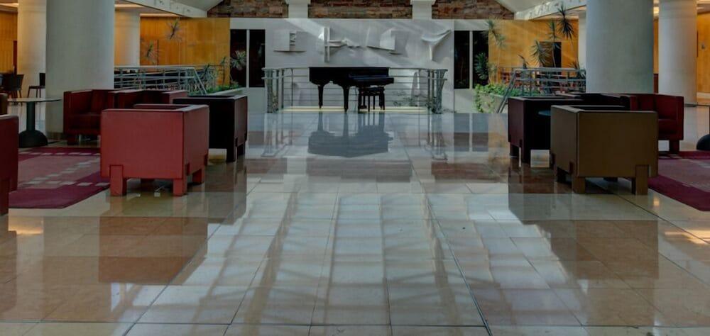 Vip Executive Entrecampos Hotel & Conference Lisboa Екстериор снимка