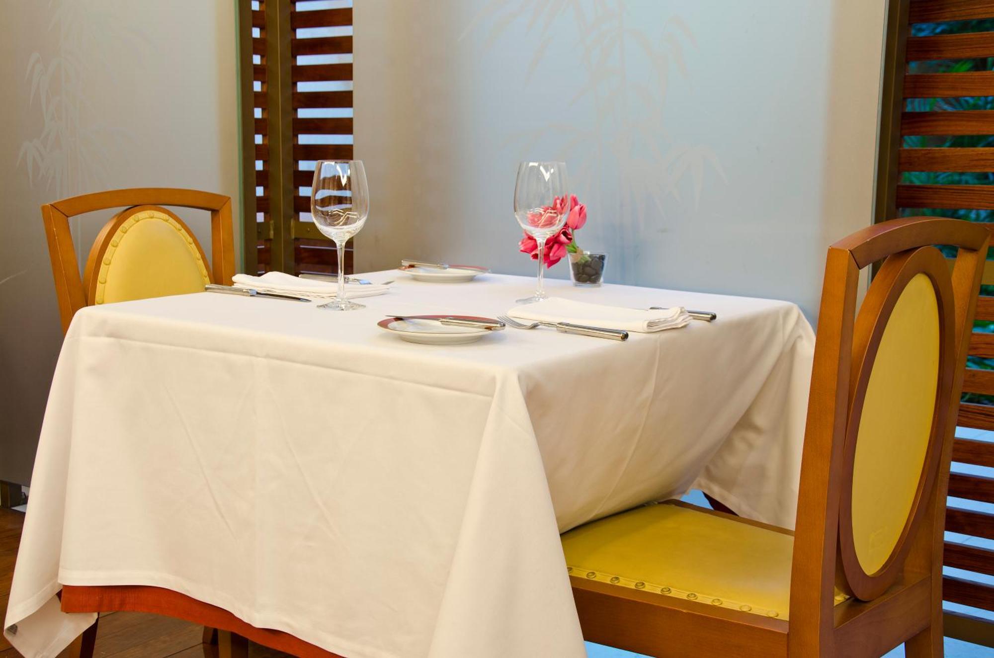 Vip Executive Entrecampos Hotel & Conference Lisboa Екстериор снимка